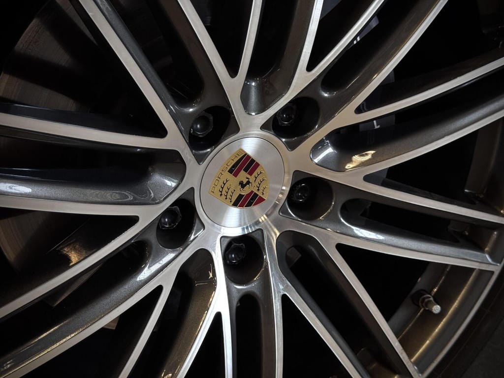 Porsche Cayenne — foto 32