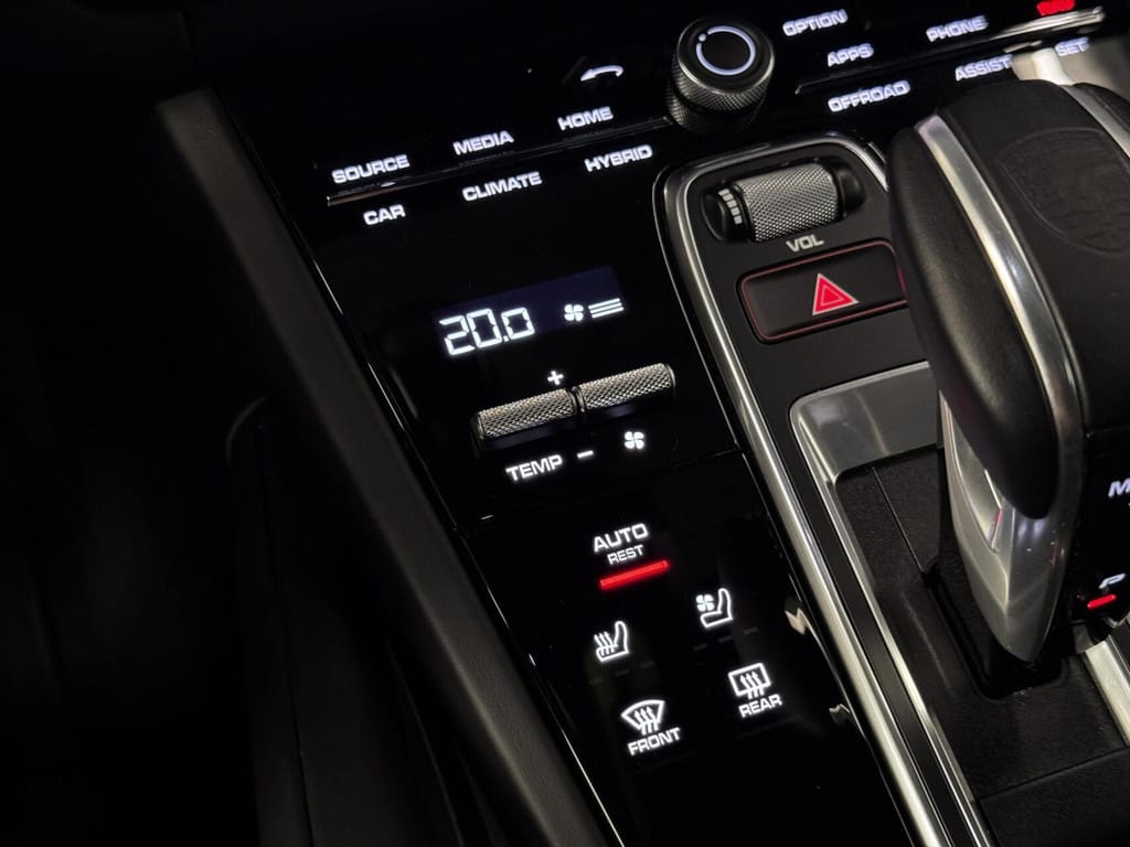 Porsche Cayenne — foto 39