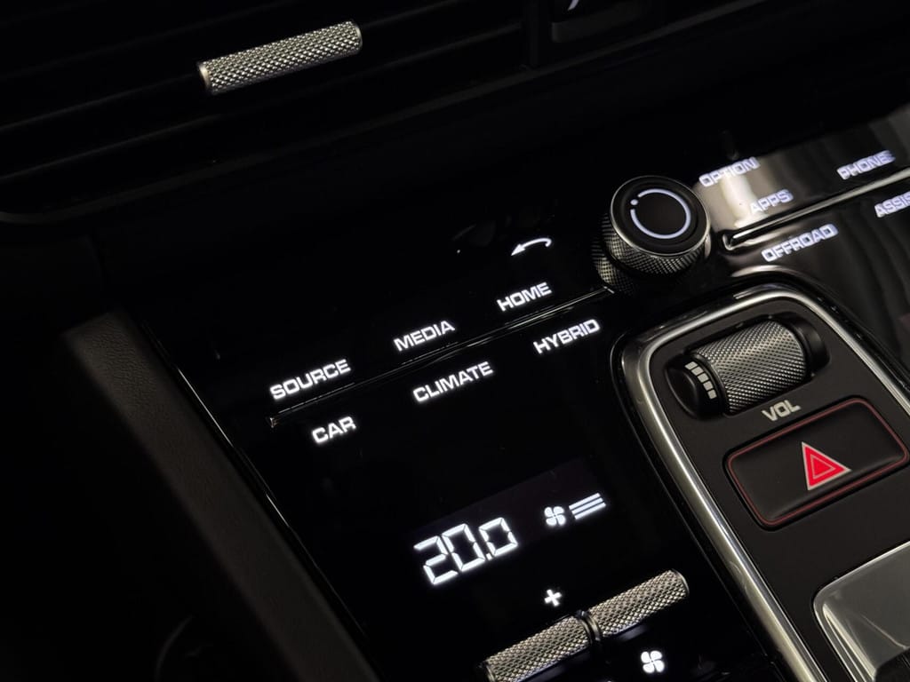 Porsche Cayenne — foto 42