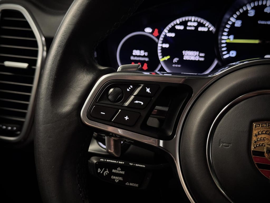 Porsche Cayenne — foto 47