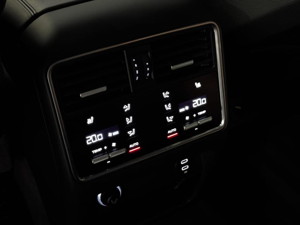 Porsche Cayenne — foto 62