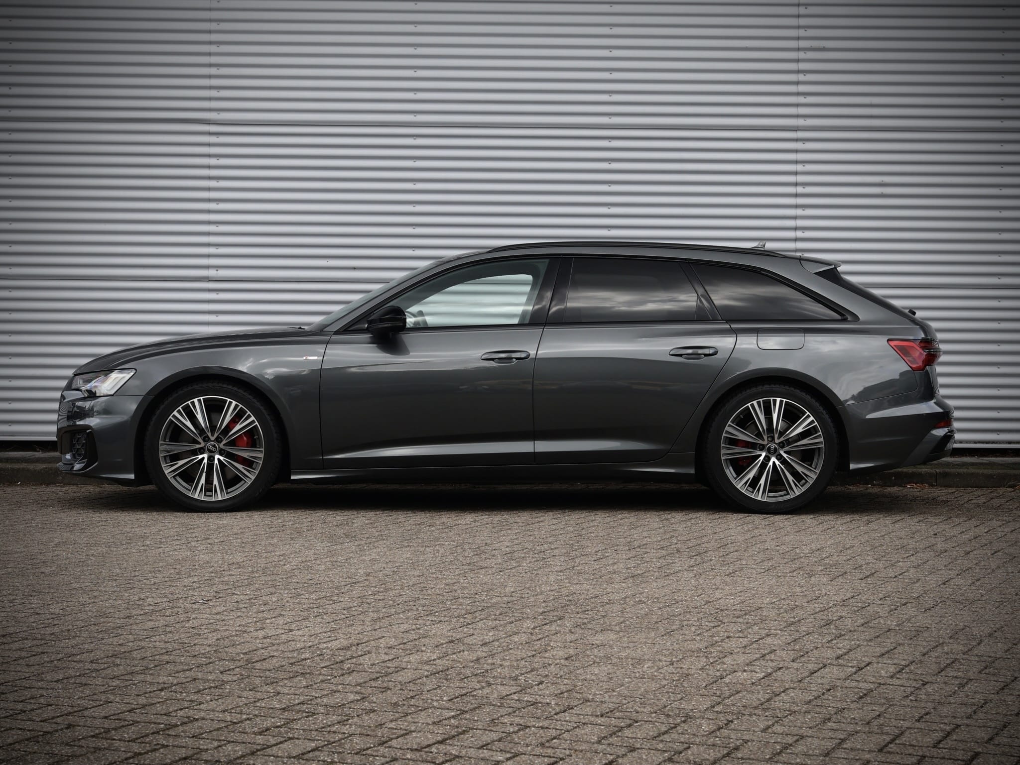 Audi A6 — foto 11
