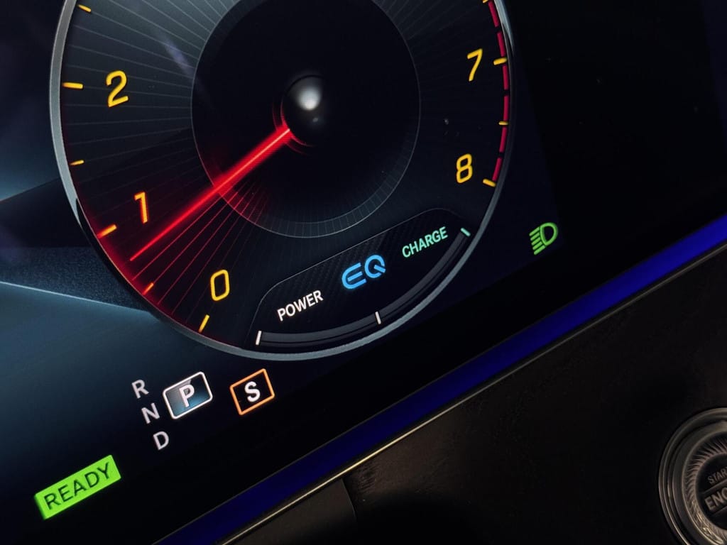 Mercedes-Benz E-Klasse — foto 44