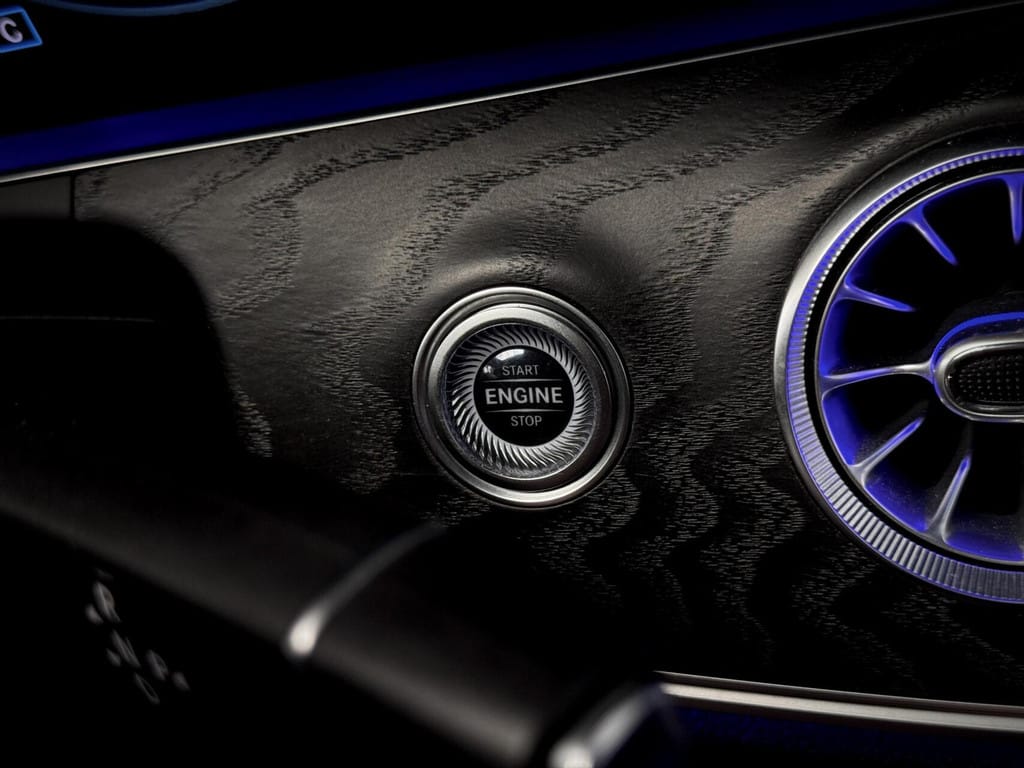 Mercedes-Benz E-Klasse — foto 50
