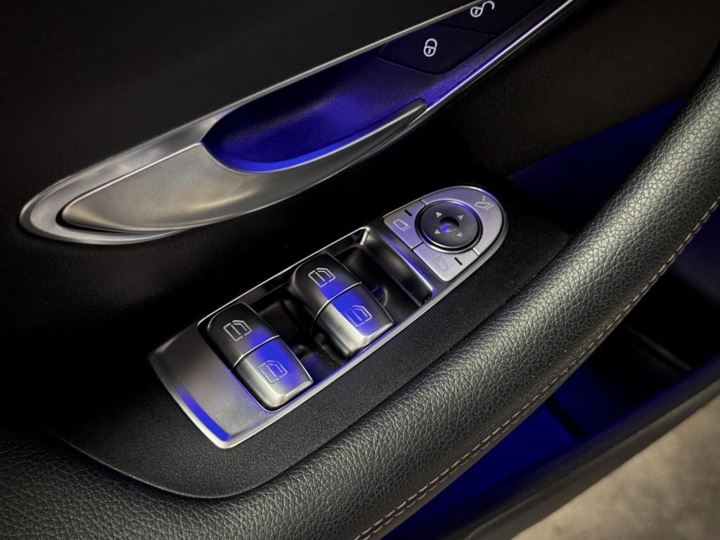 Mercedes-Benz E-Klasse — foto 53
