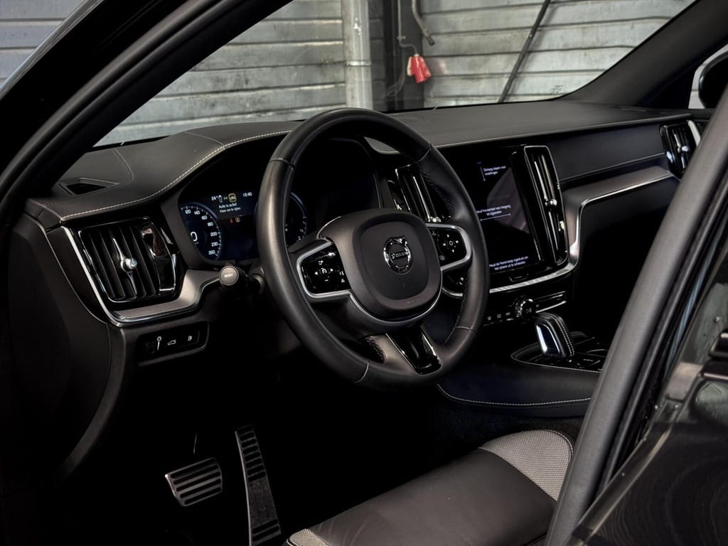 Volvo V60 — foto 6