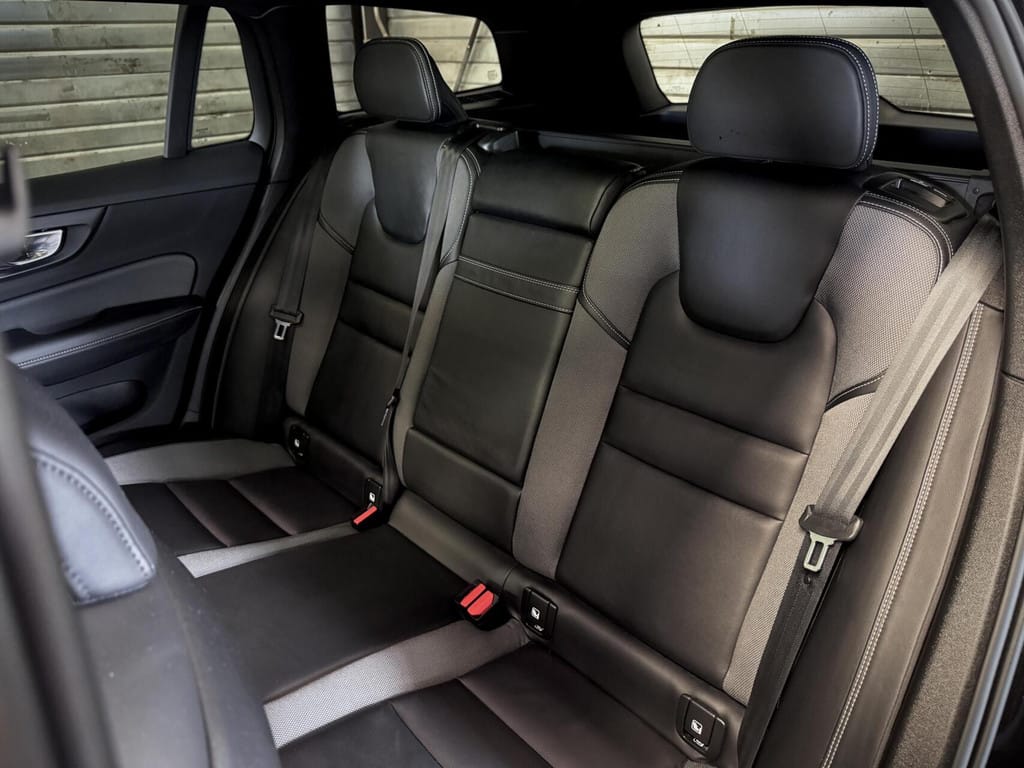 Volvo V60 — foto 9