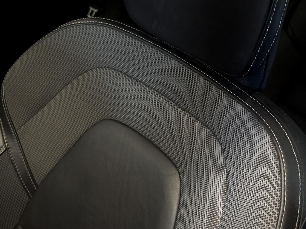zoomed-item