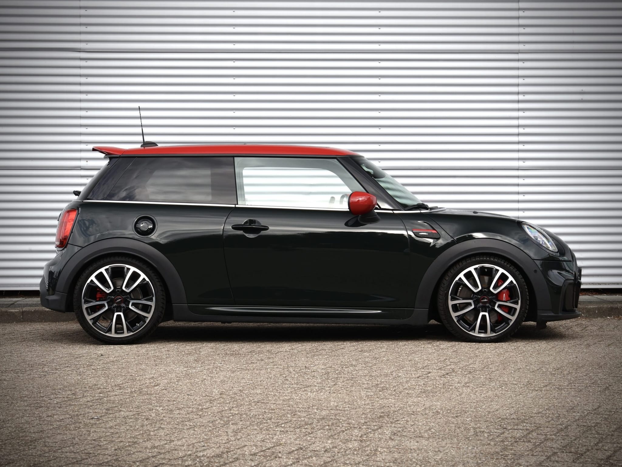MINI John Cooper Works — foto 12