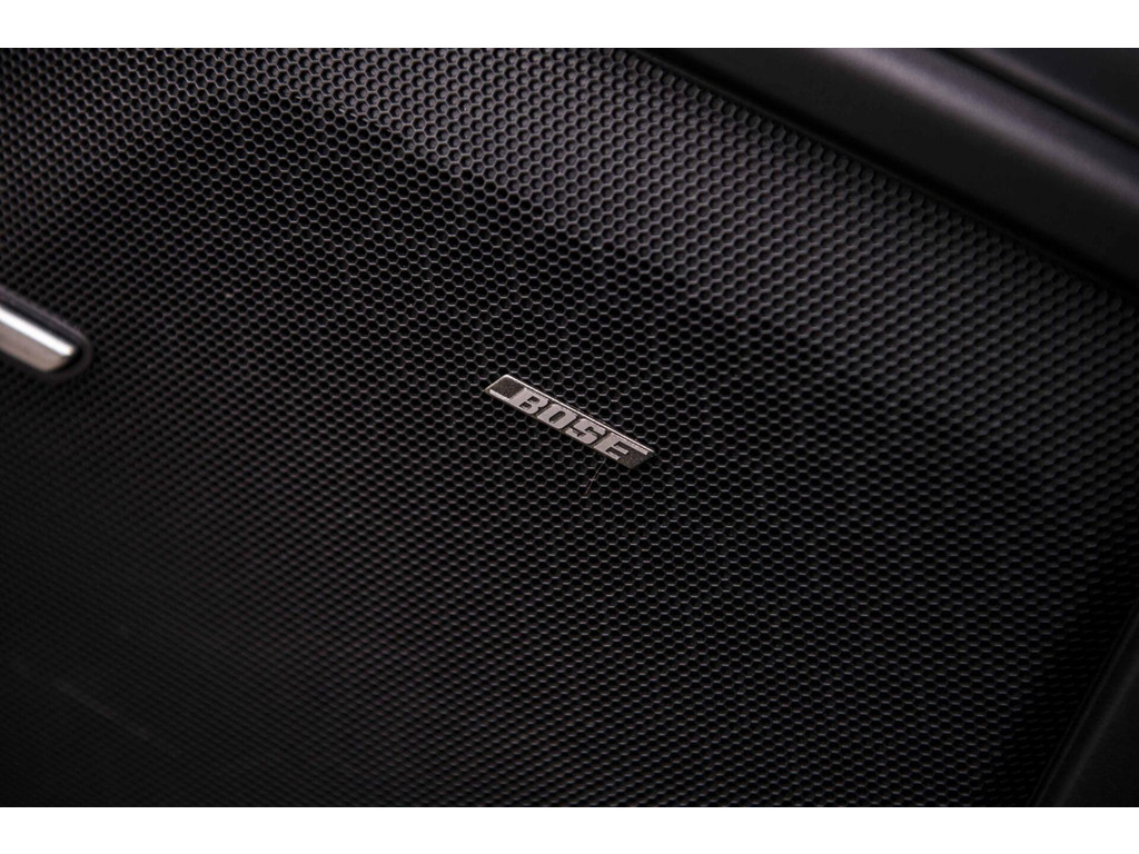 zoomed-item