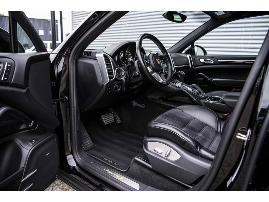 Porsche Cayenne — foto 5