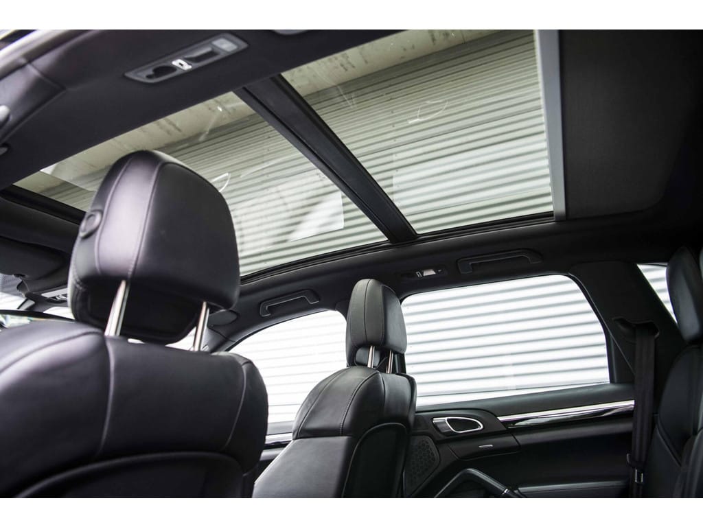 Porsche Cayenne — foto 7