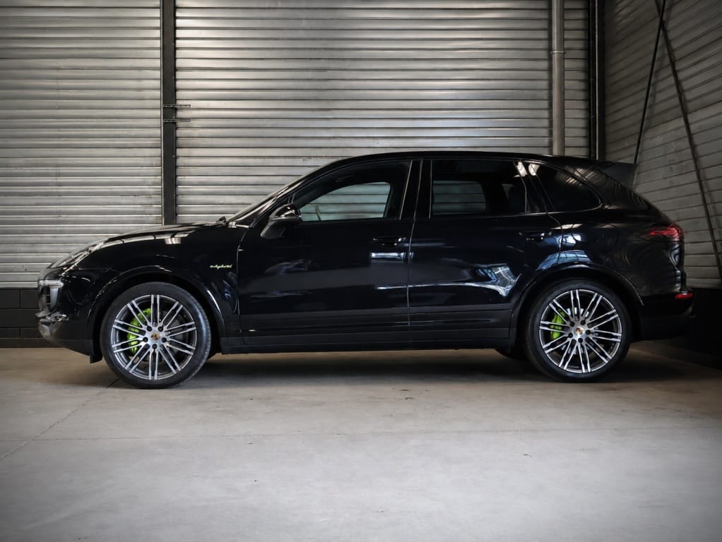 Porsche Cayenne — foto 11