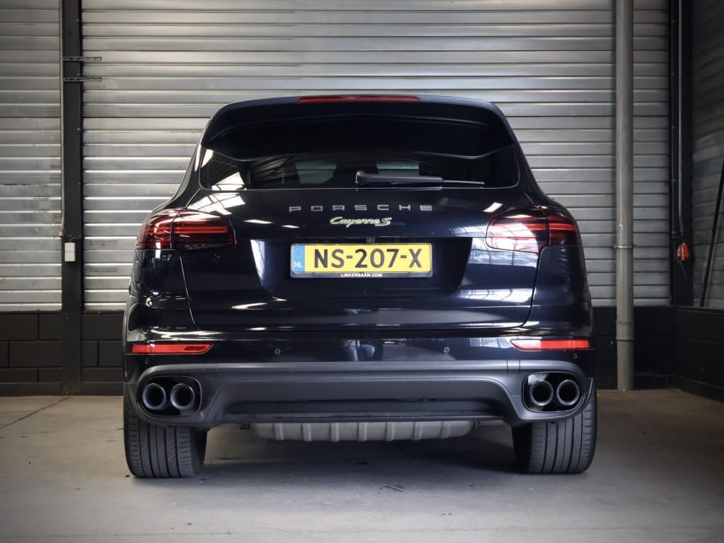 Porsche Cayenne — foto 13