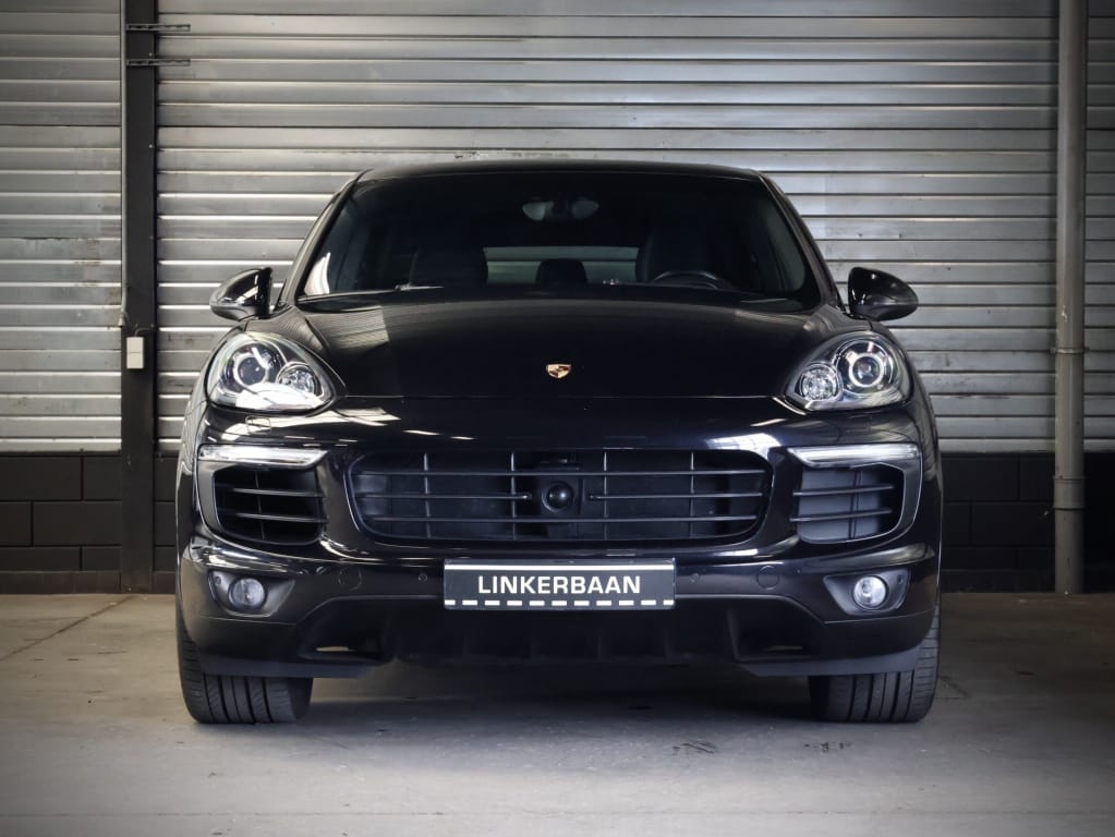 Porsche Cayenne — foto 14