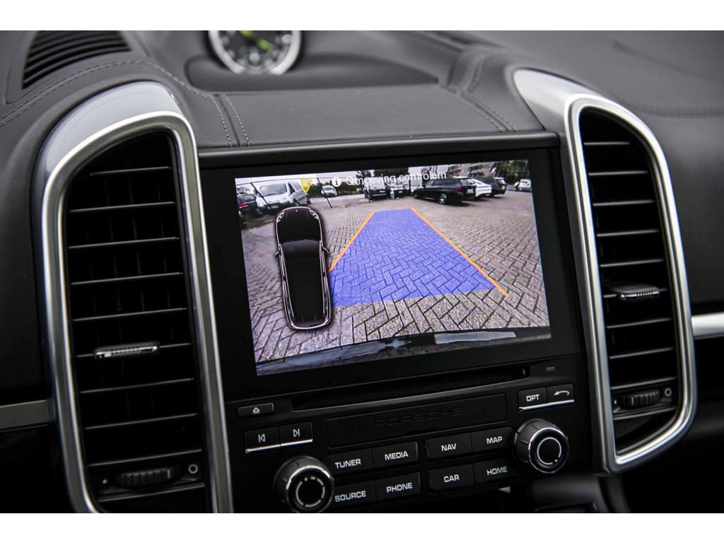 Porsche Cayenne — foto 19