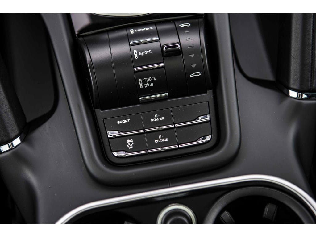 Porsche Cayenne — foto 39