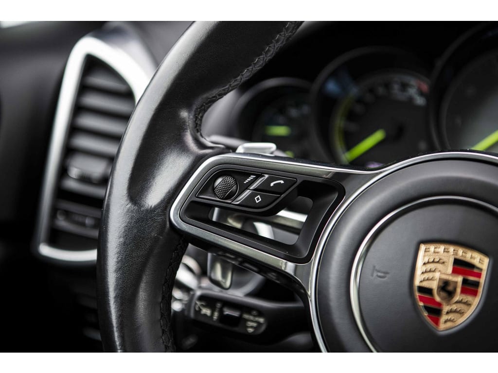 Porsche Cayenne — foto 42