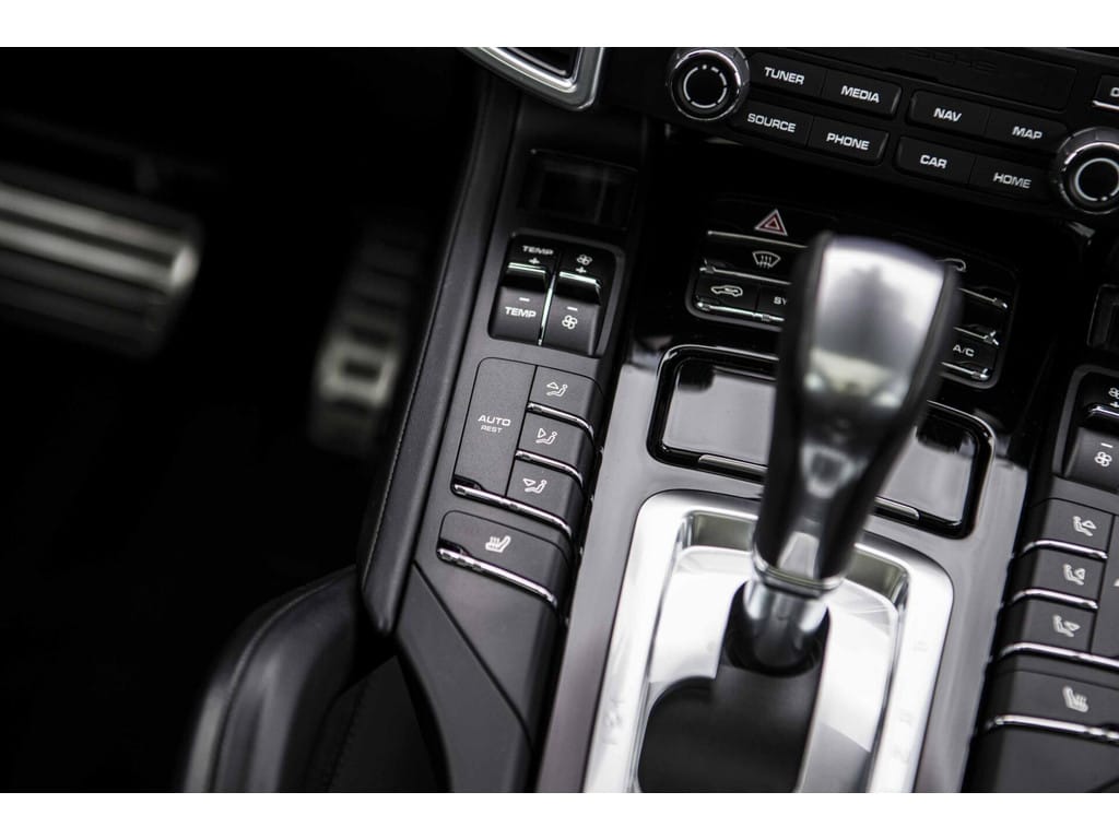 Porsche Cayenne — foto 48