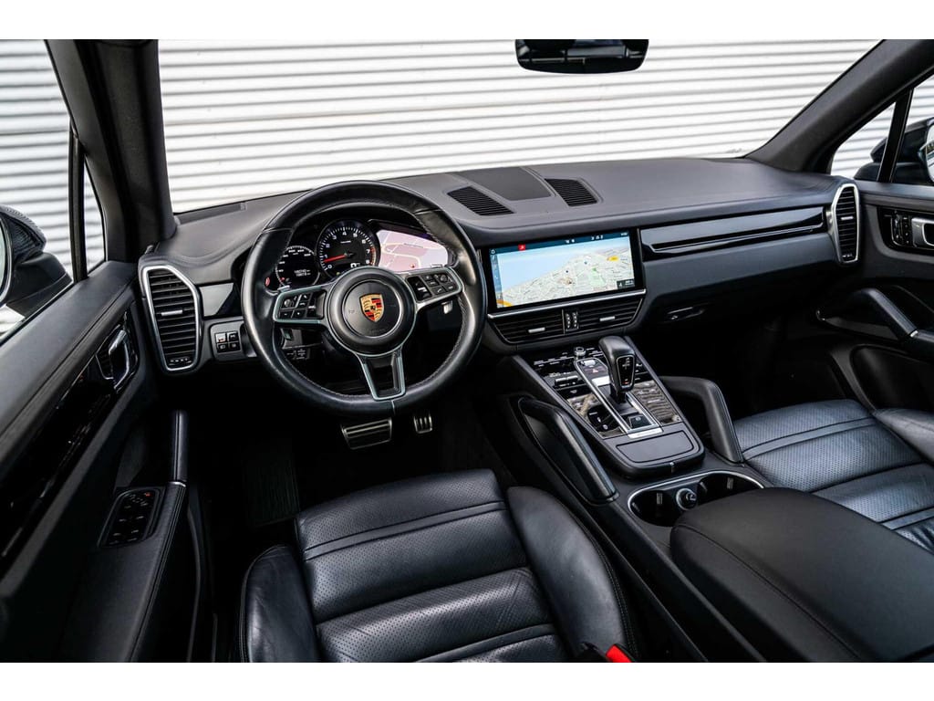 Porsche Cayenne — foto 4