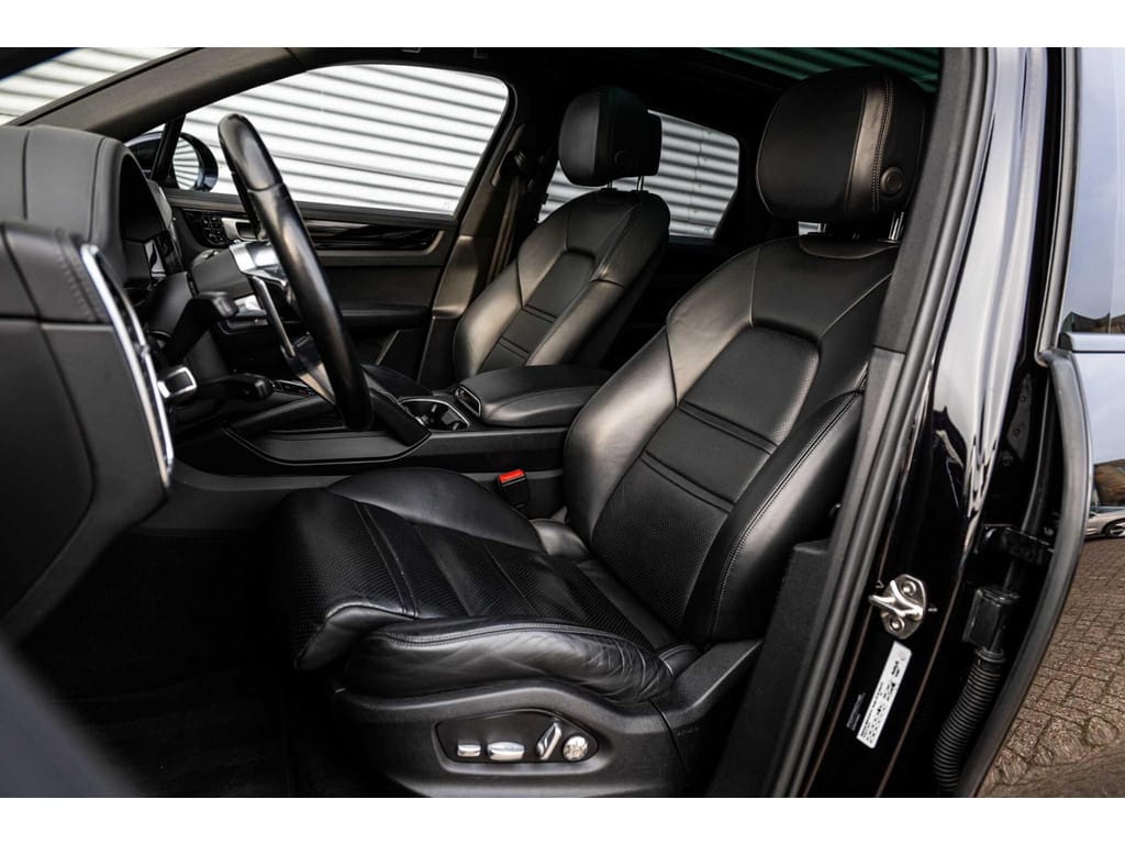 Porsche Cayenne — foto 6