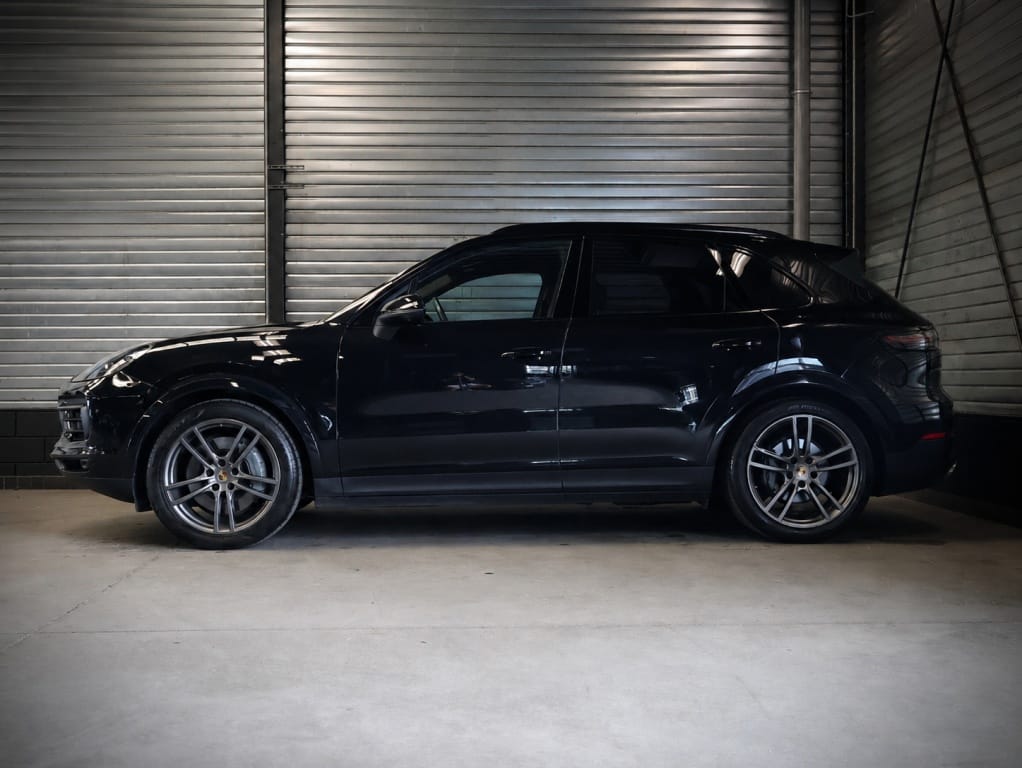 Porsche Cayenne — foto 11