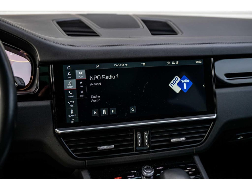 Porsche Cayenne — foto 20