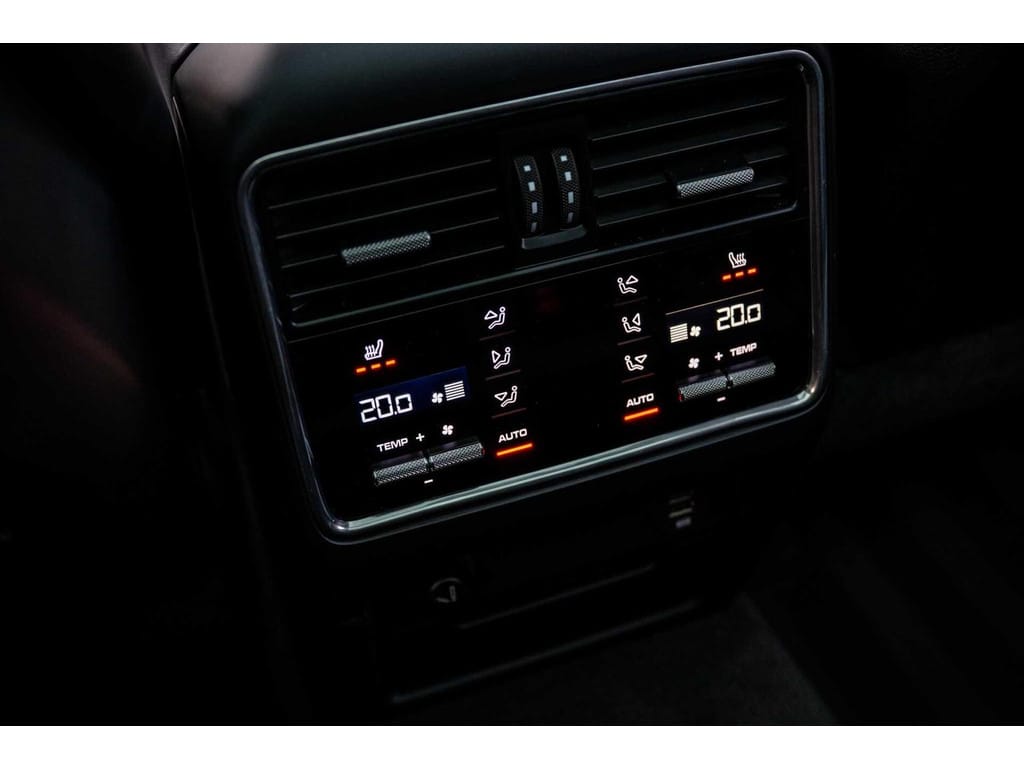 Porsche Cayenne — foto 33