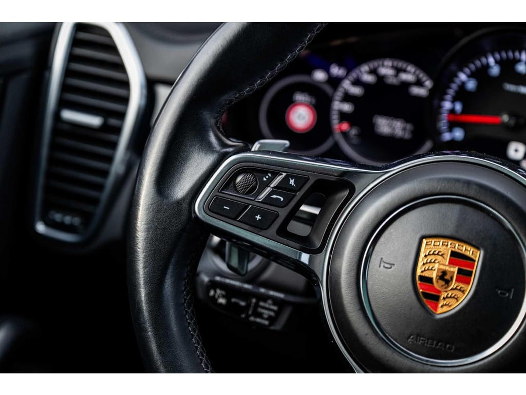 Porsche Cayenne — foto 37