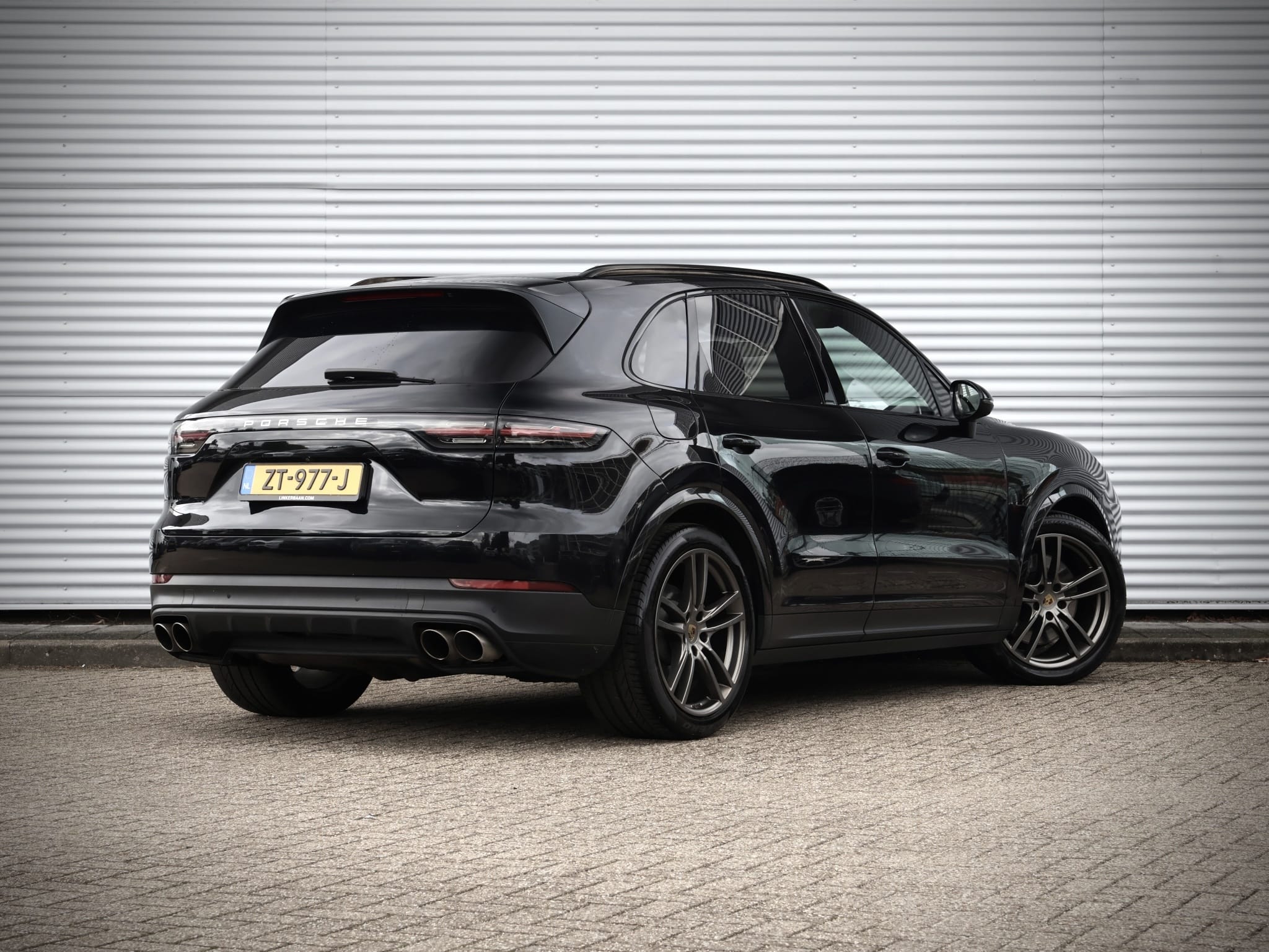 Porsche Cayenne — foto 3