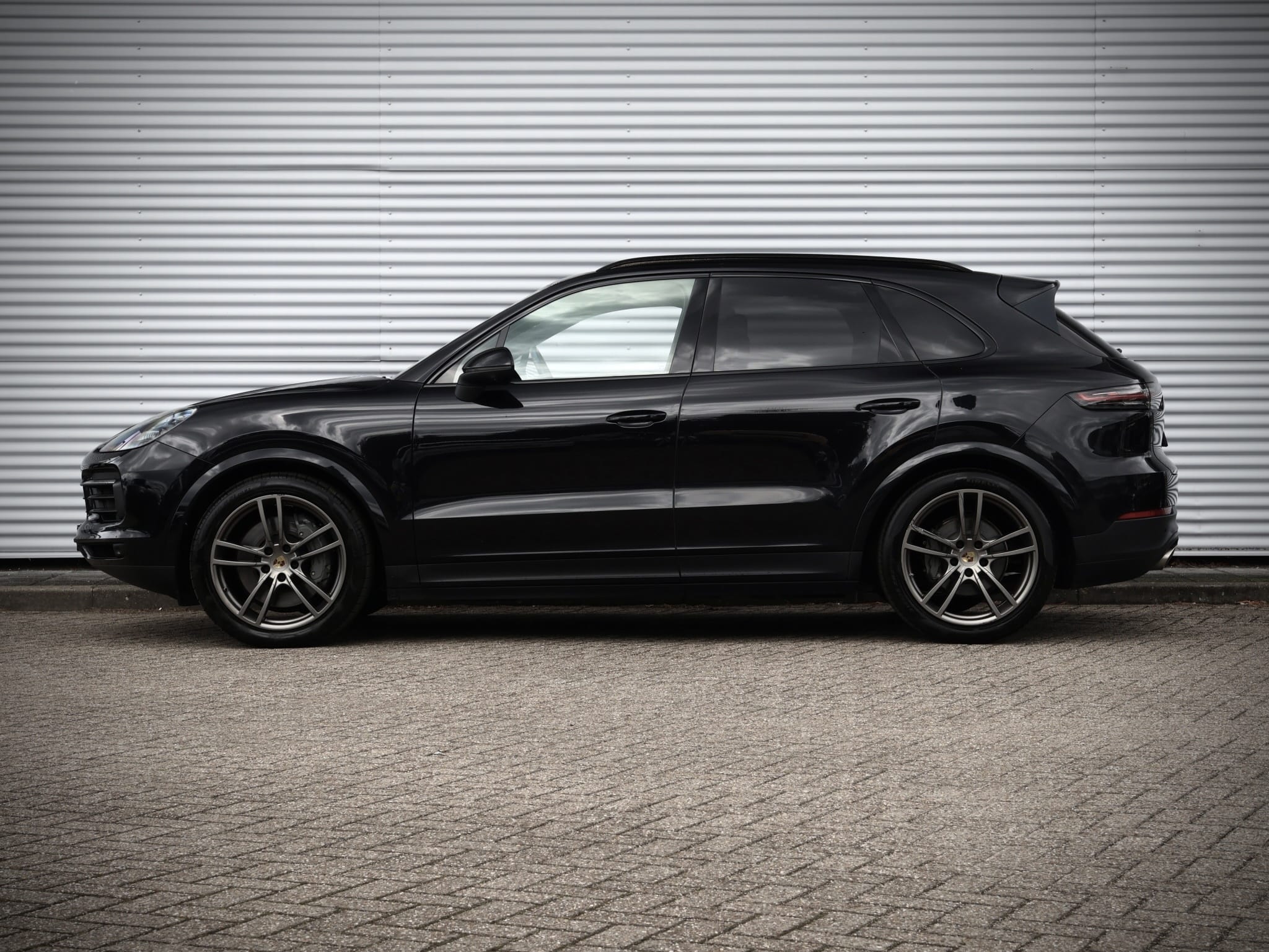 Porsche Cayenne — foto 11