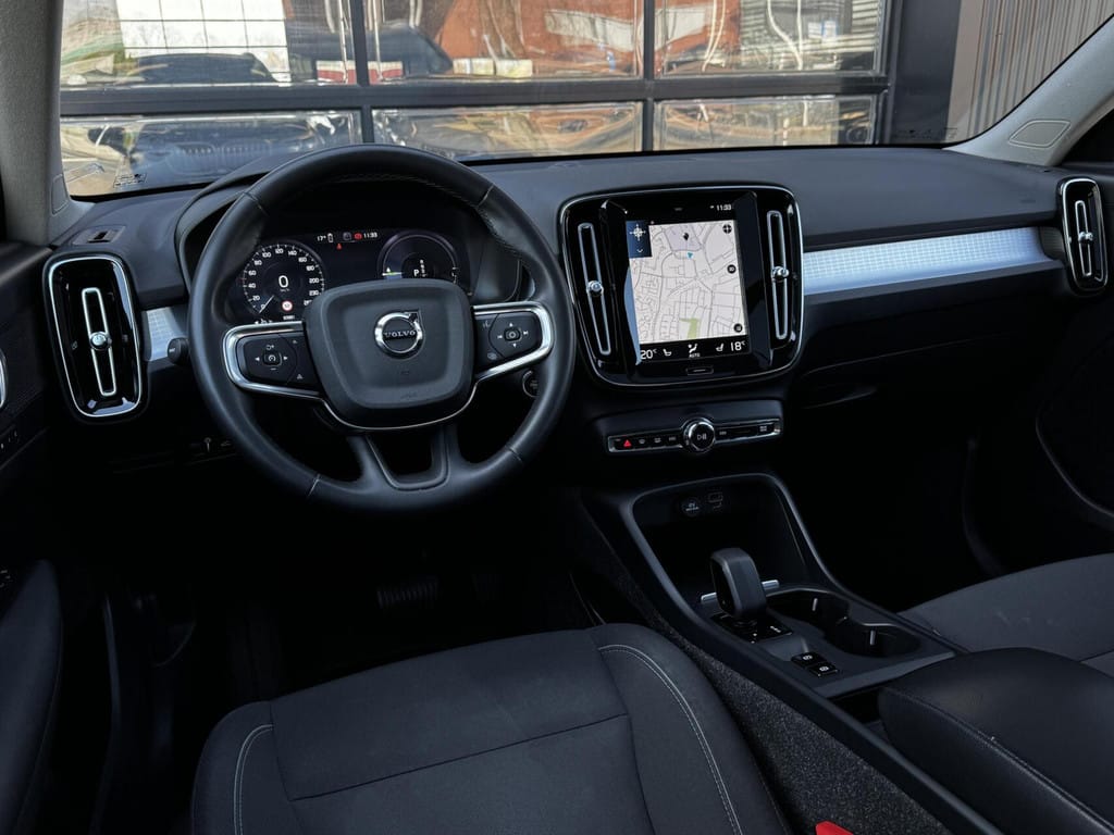 Volvo XC40 — foto 5