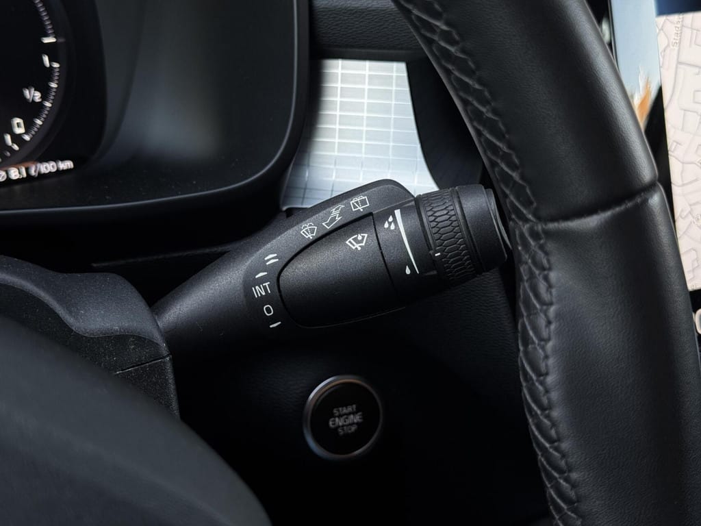 Volvo XC40 — foto 39