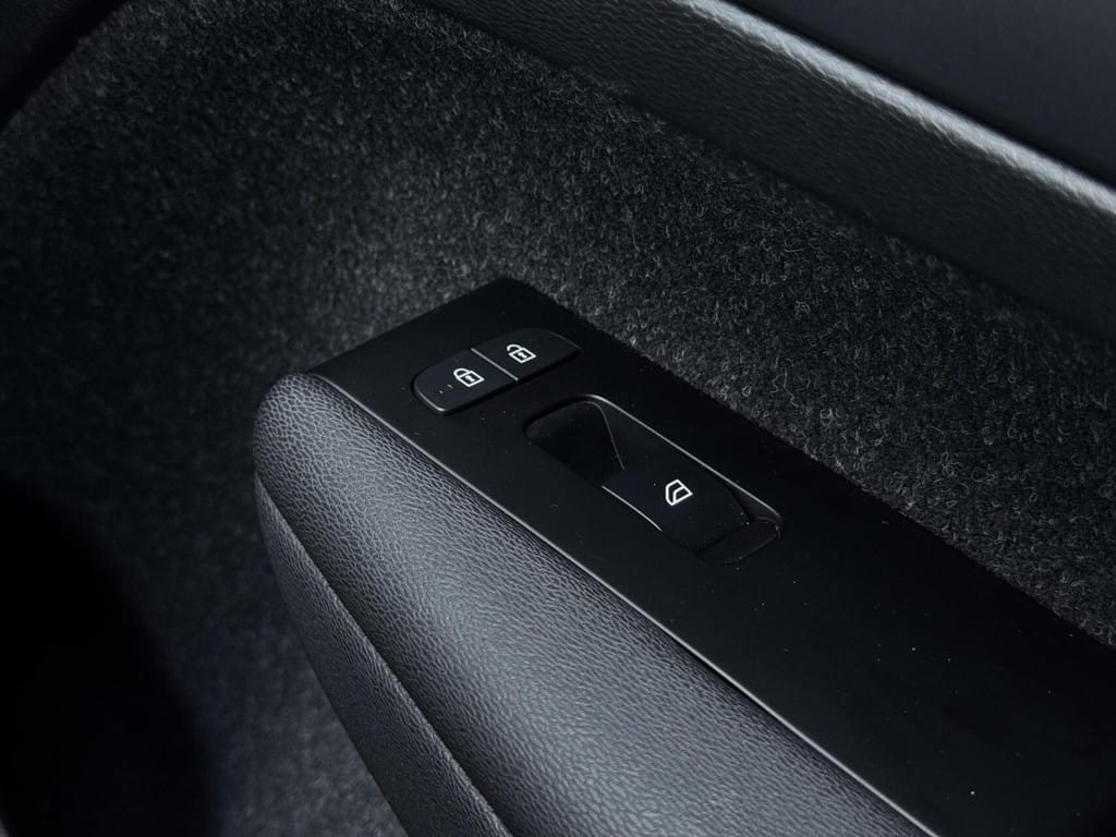 Volvo XC40 — foto 42