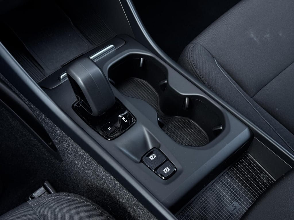 Volvo XC40 — foto 44