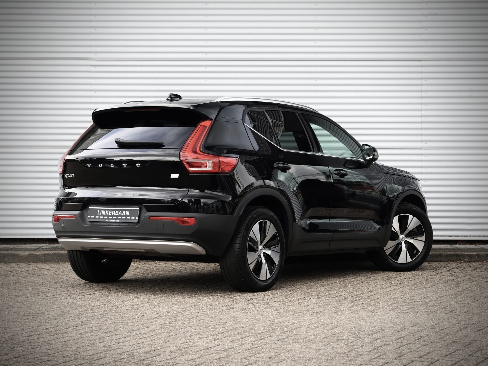 Volvo XC40 — foto 4