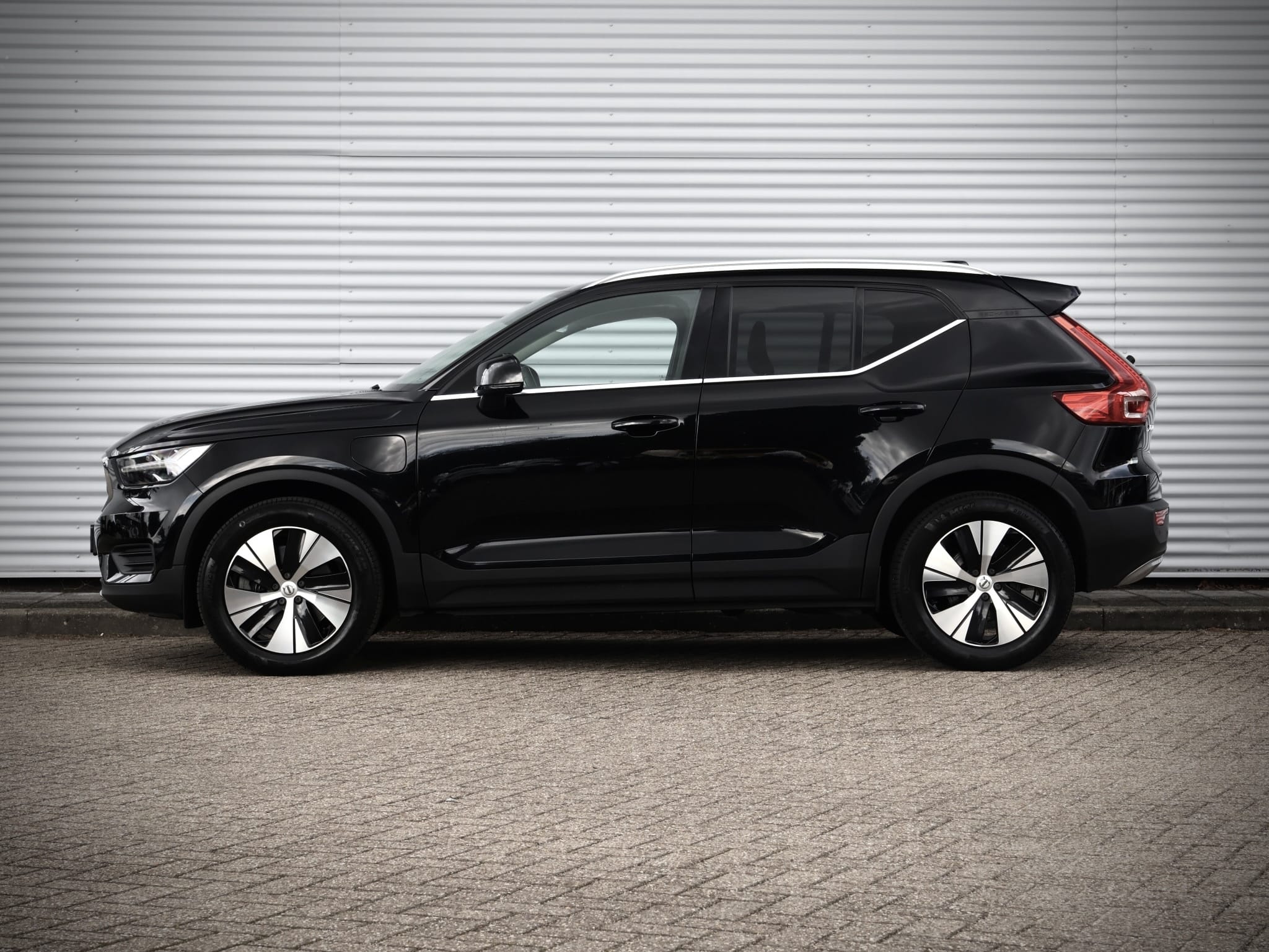 Volvo XC40 — foto 11