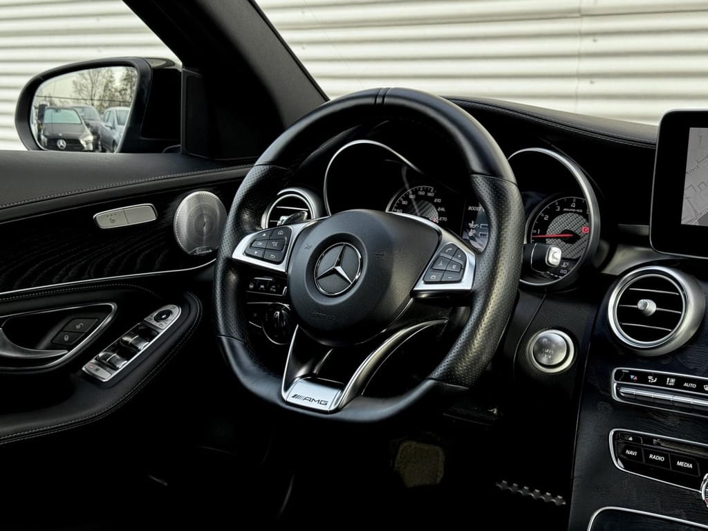 Mercedes-Benz C-Klasse — foto 24
