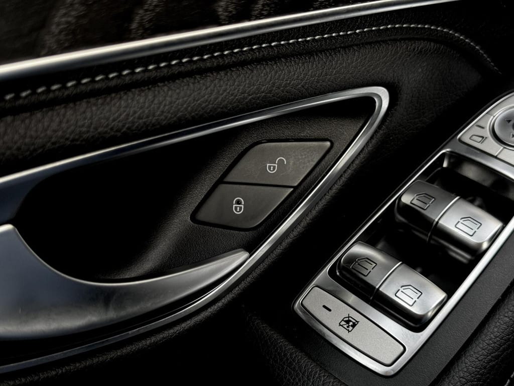 Mercedes-Benz C-Klasse — foto 32