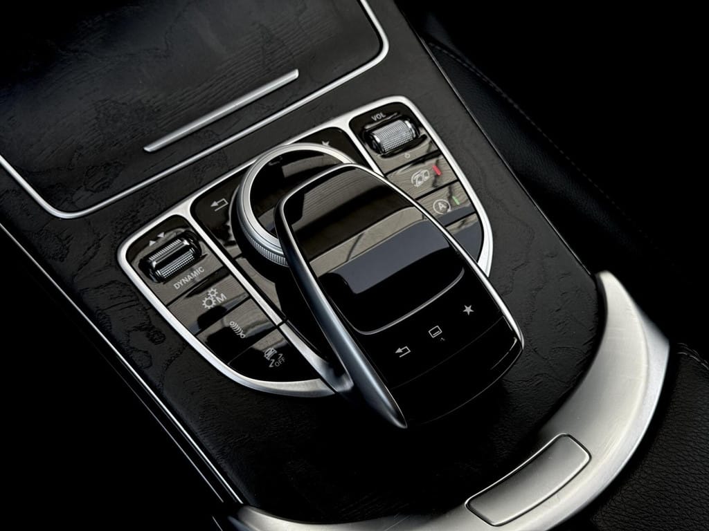 Mercedes-Benz C-Klasse — foto 40