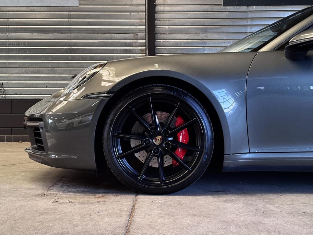 Porsche 911 — foto 10