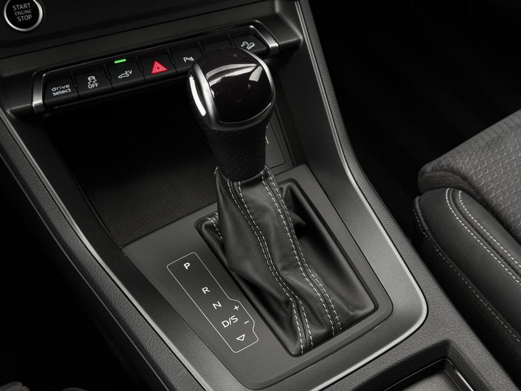 Audi Q3 — foto 40