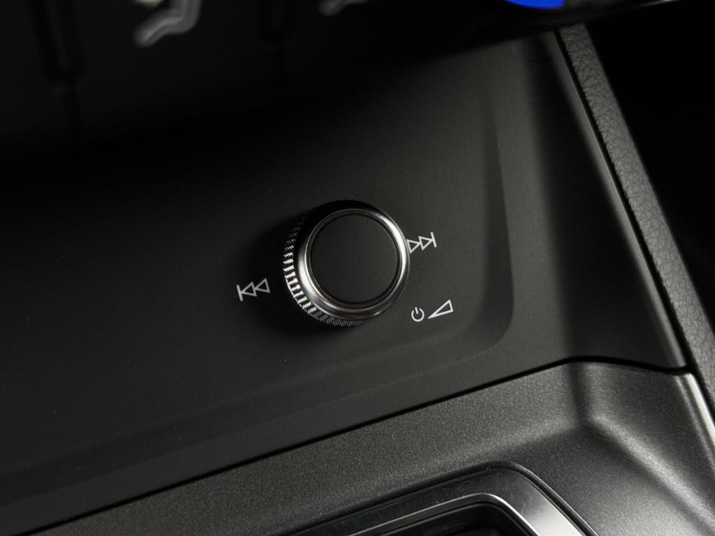 Audi Q3 — foto 48