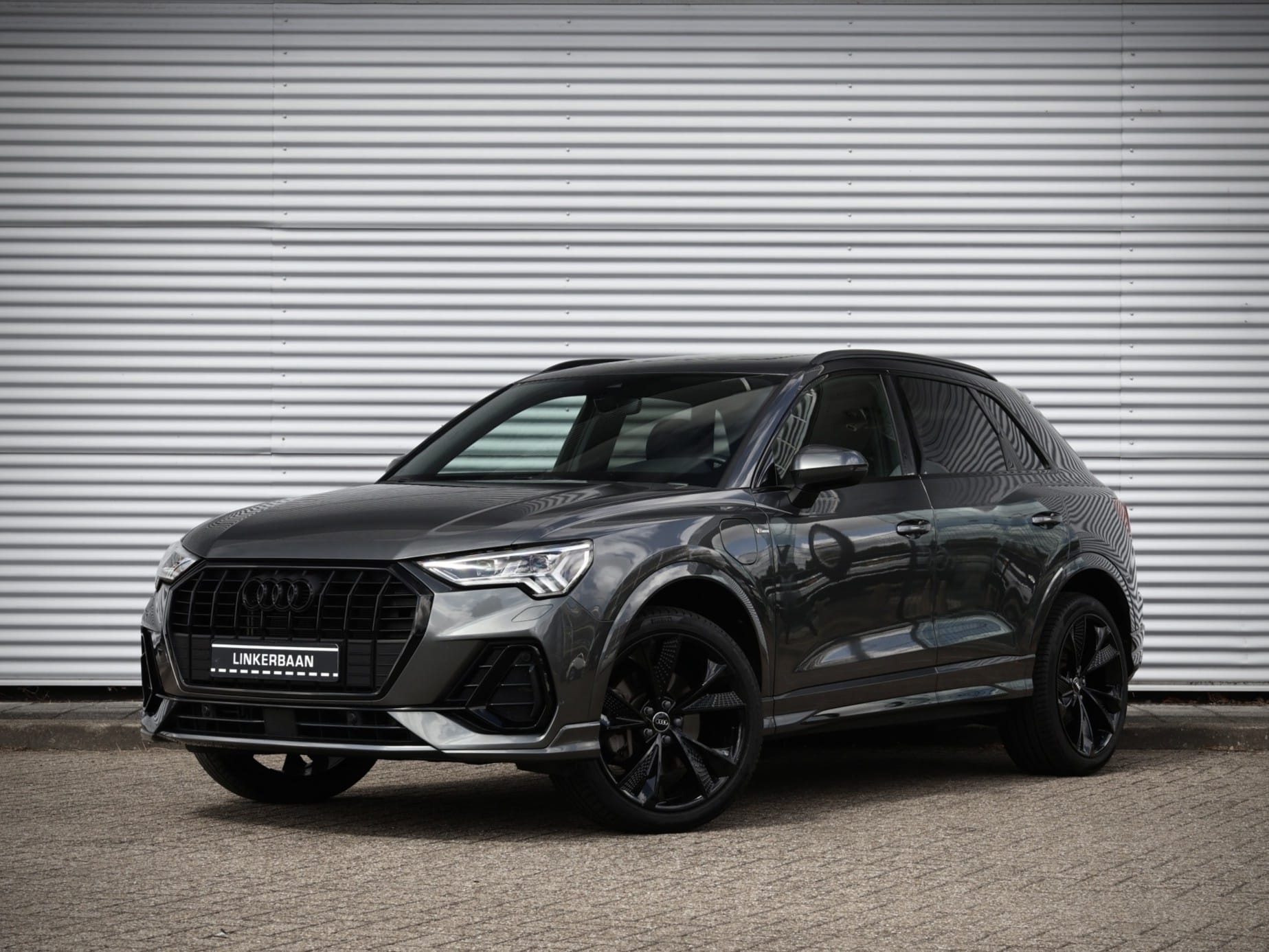 Audi Q3 — foto 4