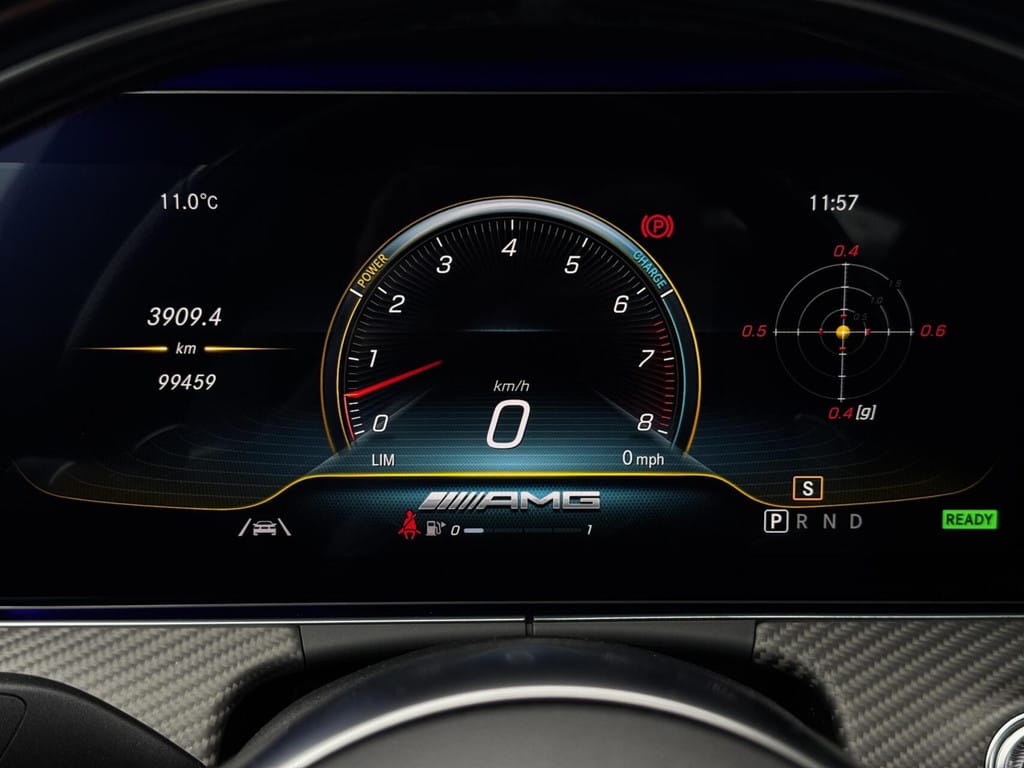 Mercedes-Benz AMG GT 4-Door Coupe — foto 30