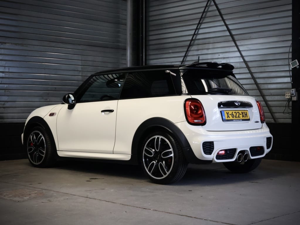 MINI John Cooper Works — foto 12