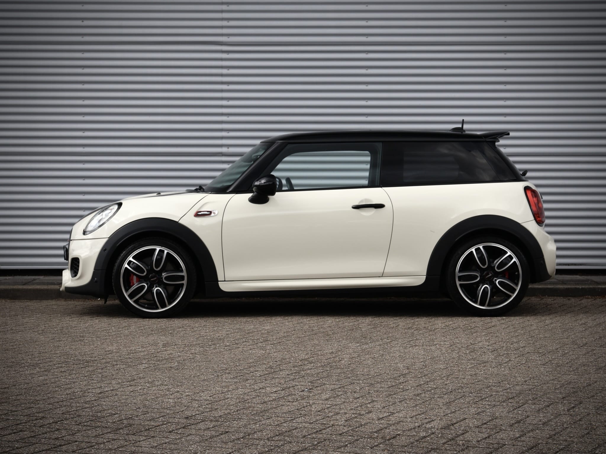 MINI John Cooper Works — foto 10