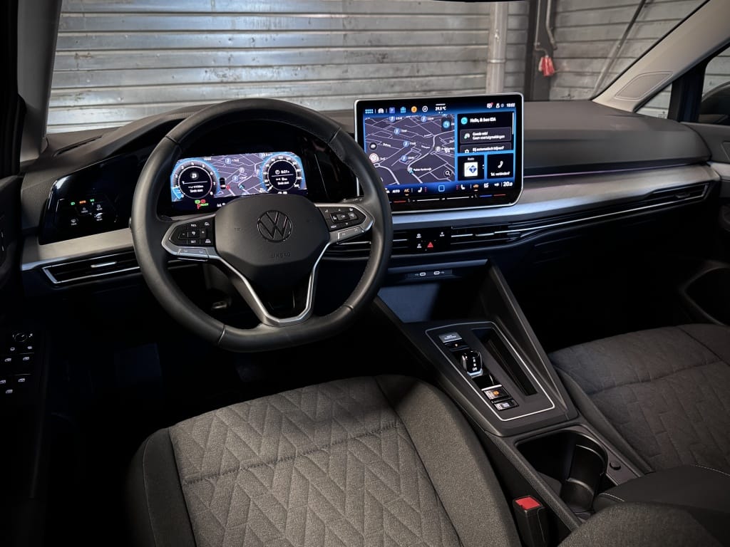 Volkswagen Golf — foto 8