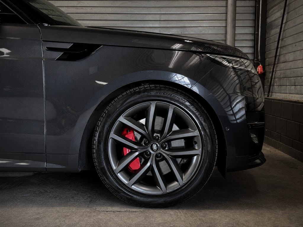 Land Rover Range Rover Sport — foto 16