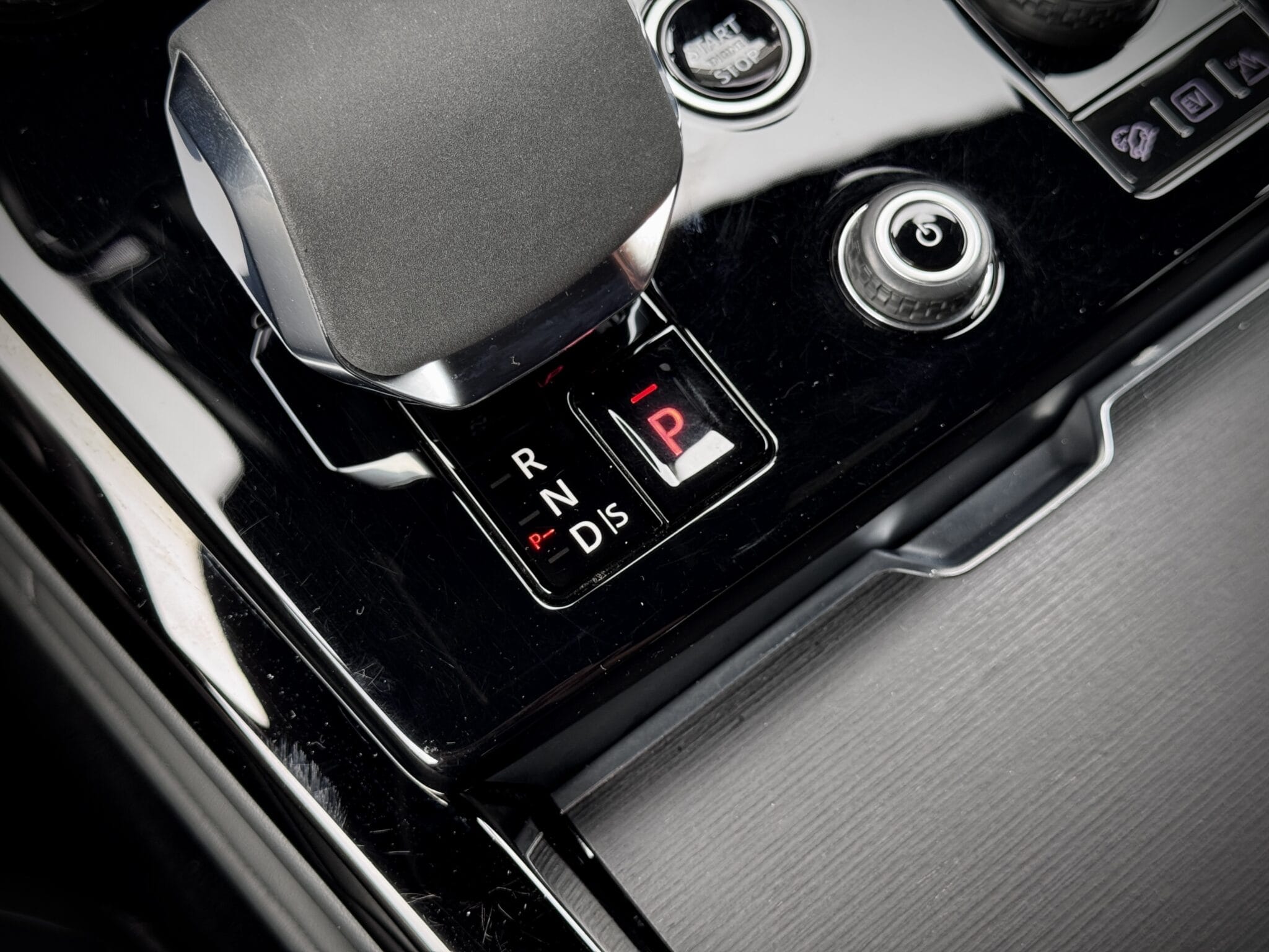 Land Rover Range Rover Sport — foto 32